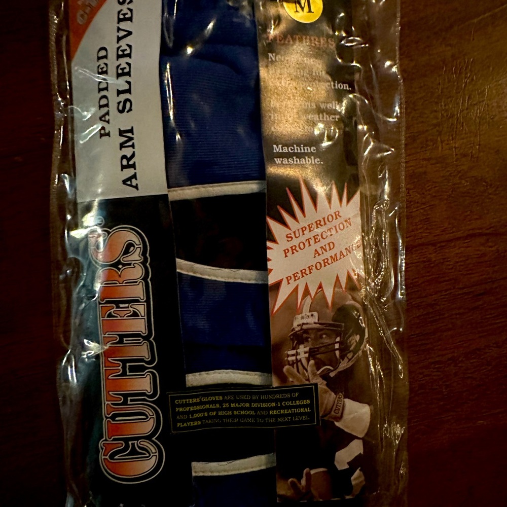 Cutters football arm sleeves with C-Tack